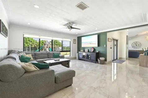 23140 SW 187th Avenue Miami FL 33170