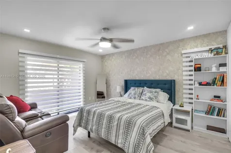 19951 NE 10th Place Way Miami FL 33179