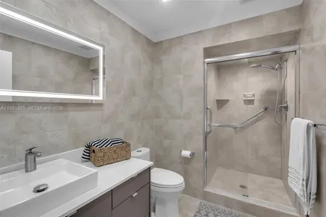 19951 NE 10th Place Way Miami FL 33179