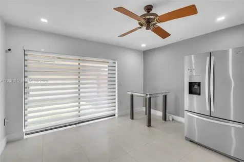 19951 NE 10th Place Way Miami FL 33179