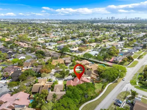 19951 NE 10th Place Way Miami FL 33179