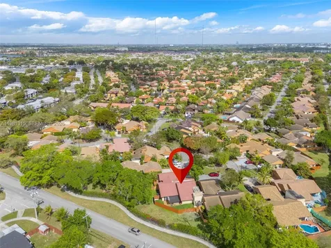 19951 NE 10th Place Way Miami FL 33179