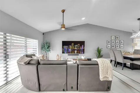 19951 NE 10th Place Way Miami FL 33179