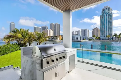 503 Palm Drive Hallandale Beach FL 33009
