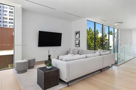 503 Palm Drive Hallandale Beach FL 33009