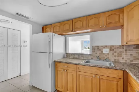 9001 SW 77th Avenue Miami FL 33156