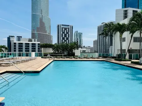 41 SE 5th Street Miami FL 33131
