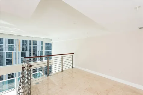41 SE 5th Street Miami FL 33131