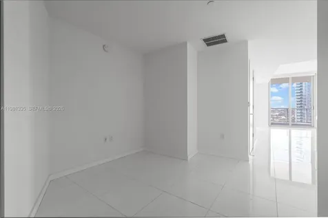 851 NE 1st Avenue Miami FL 33132