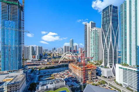 851 NE 1st Avenue Miami FL 33132