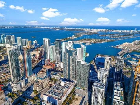 851 NE 1st Avenue Miami FL 33132