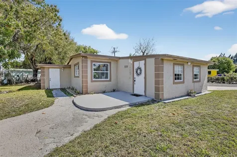 3220 NW 2nd Street Lauderhill FL 33311