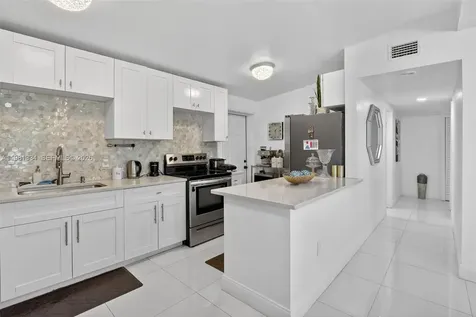 3220 NW 2nd Street Lauderhill FL 33311