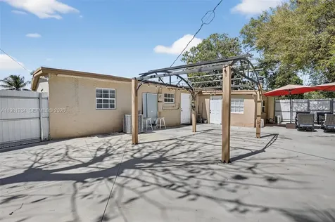 3220 NW 2nd Street Lauderhill FL 33311