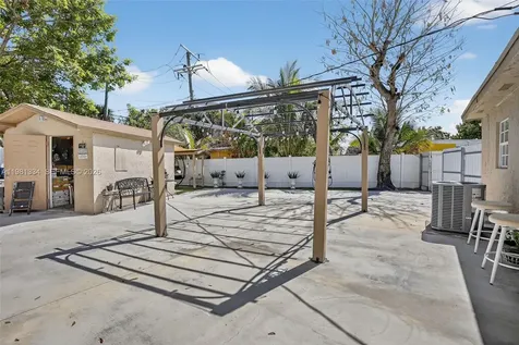 3220 NW 2nd Street Lauderhill FL 33311