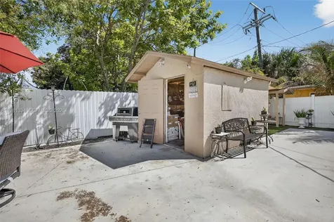3220 NW 2nd Street Lauderhill FL 33311
