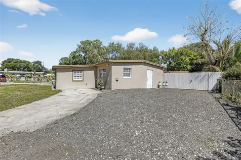 3220 NW 2nd Street Lauderhill FL 33311