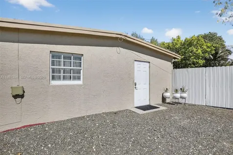 3220 NW 2nd Street Lauderhill FL 33311