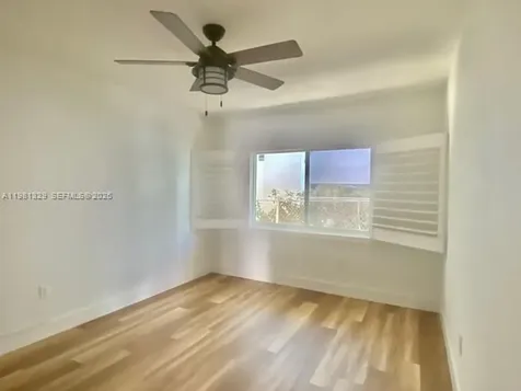 8040 Tatum Waterway Drive Miami Beach FL 33141