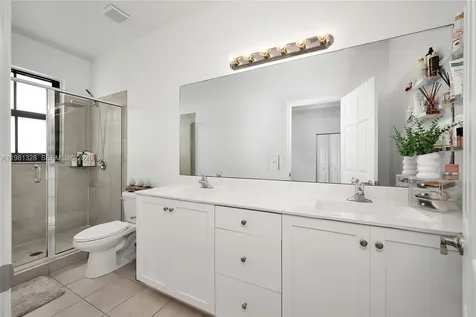 3438 W 104th Terrace Hialeah FL 33018
