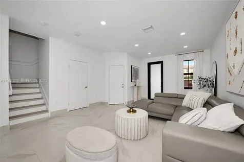 3438 W 104th Terrace Hialeah FL 33018