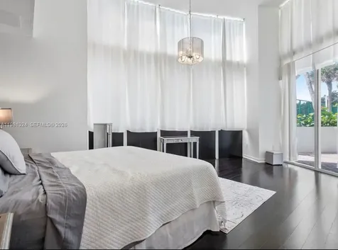 18101 Collins Avenue Sunny Isles Beach FL 33160