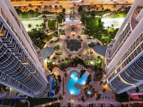 18101 Collins Avenue Sunny Isles Beach FL 33160