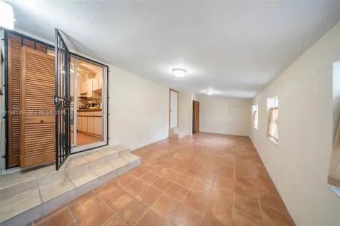 512 Mendoza Avenue Coral Gables FL 33134