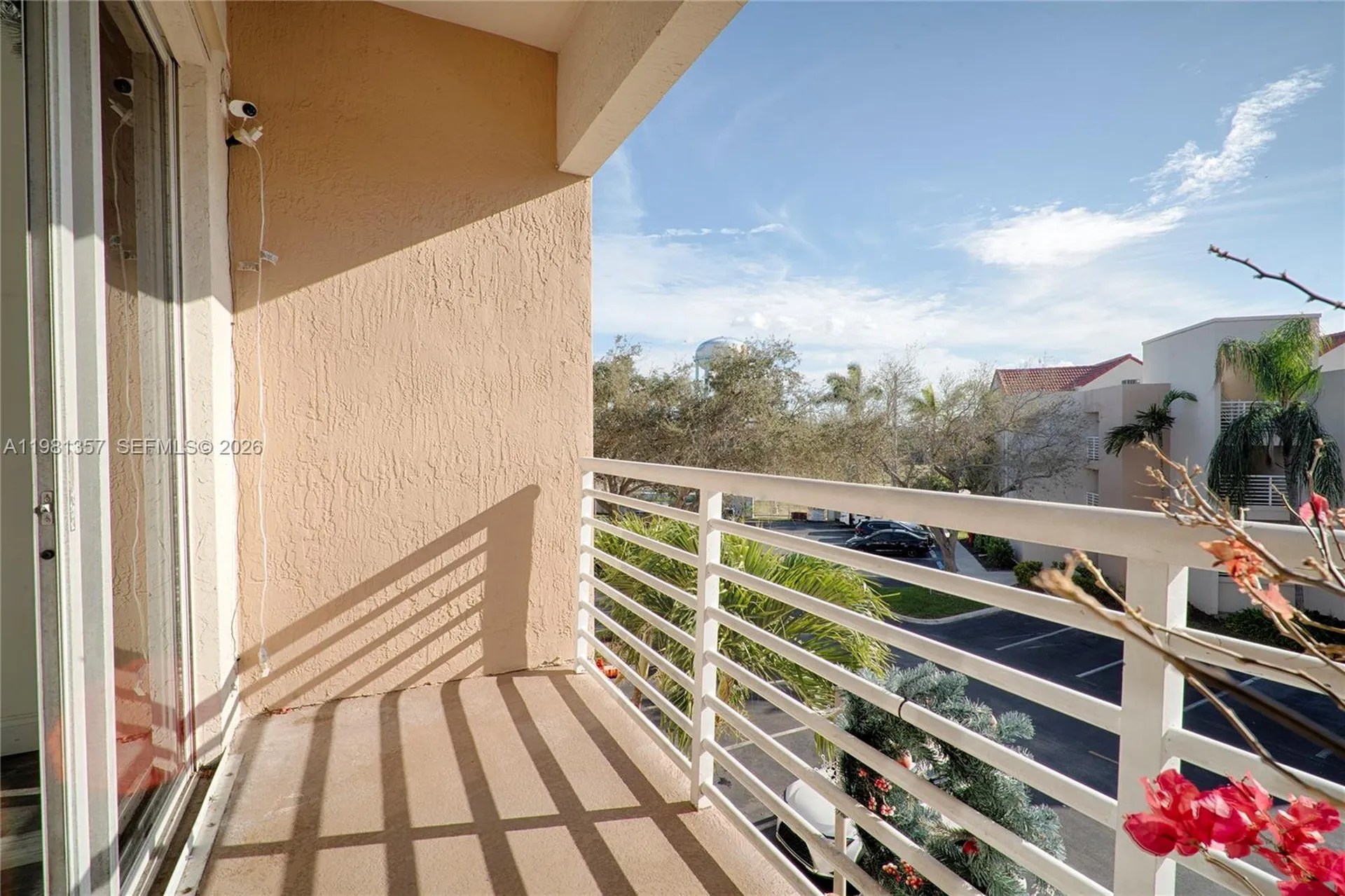 2721 Ocean Club Boulevard Hollywood FL 33019
