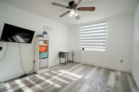 2721 Ocean Club Boulevard Hollywood FL 33019