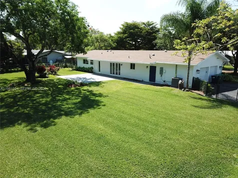 10343 SW 114th Street Miami FL 33176