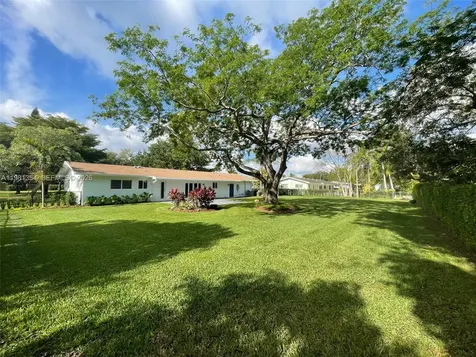 10343 SW 114th Street Miami FL 33176