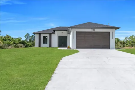704 Holmes Avenue Lehigh Acres FL 33974