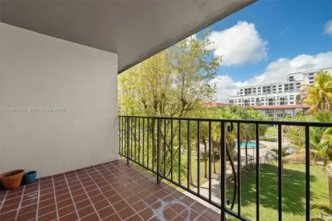 8107 SW 72nd Avenue Miami FL 33143