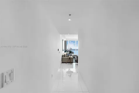 6899 Collins Avenue Miami Beach FL 33141