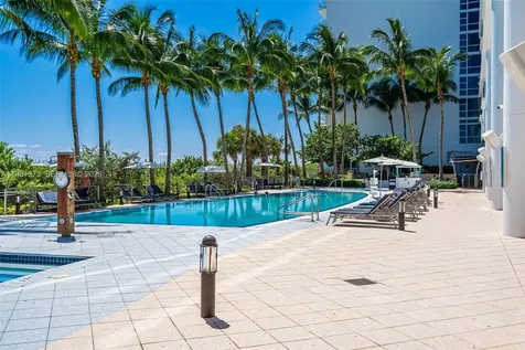 6899 Collins Avenue Miami Beach FL 33141