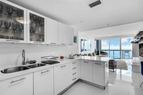 6899 Collins Avenue Miami Beach FL 33141