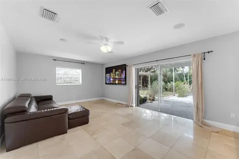 10721 SW 124th Street Miami FL 33176