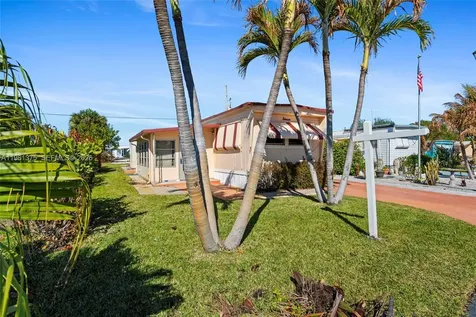 11055 SE Federal Highway Hobe Sound FL 33455