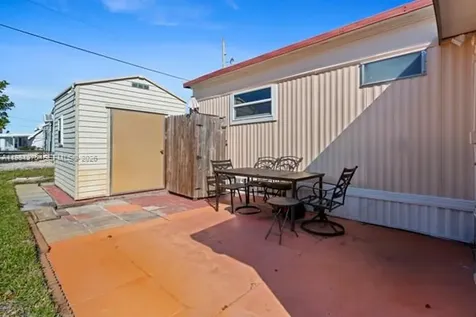 11055 SE Federal Highway Hobe Sound FL 33455