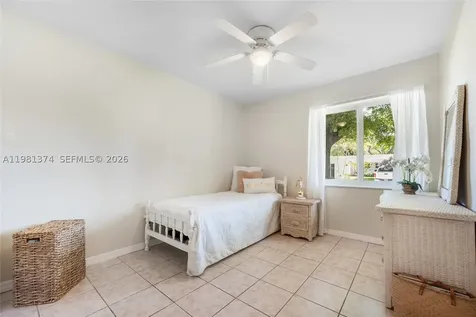 18044 SW 89th Place Palmetto Bay FL 33157