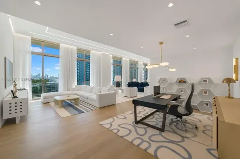 2678 Tigertail Avenue Coconut Grove FL 33133