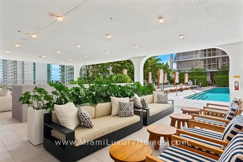 2678 Tigertail Avenue Coconut Grove FL 33133