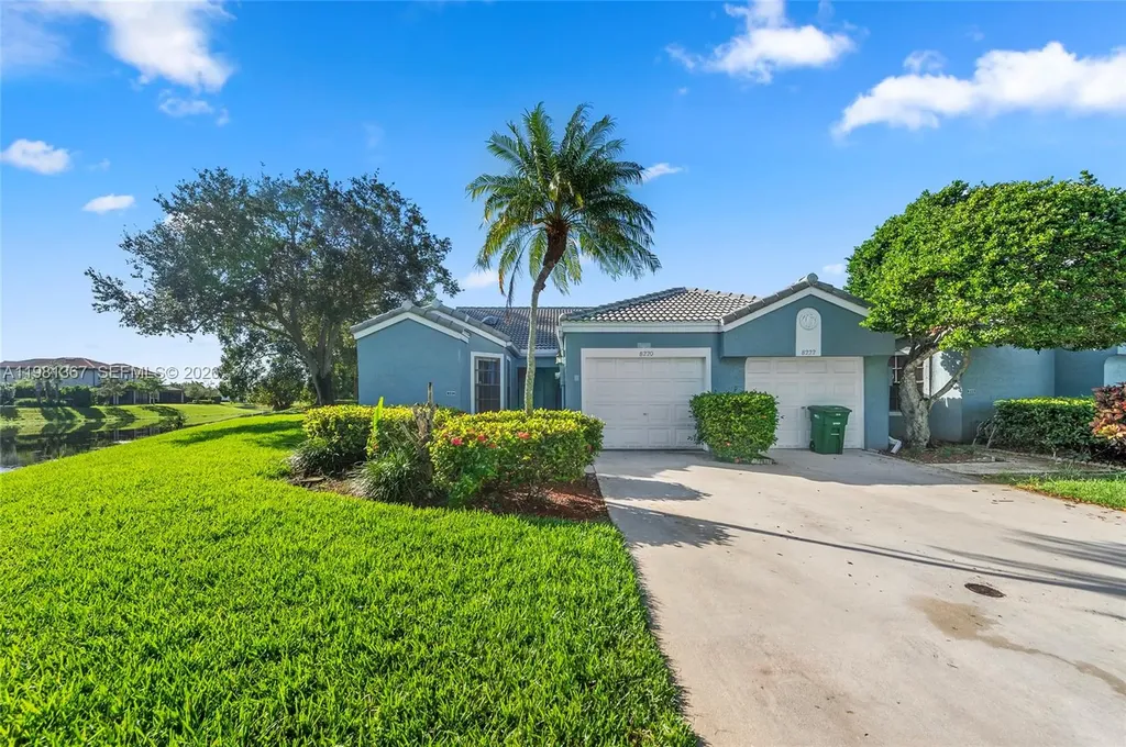 8220 Waterford Lane Tamarac FL 33321