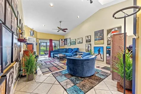 8220 Waterford Lane Tamarac FL 33321