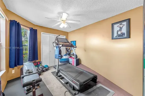 8220 Waterford Lane Tamarac FL 33321