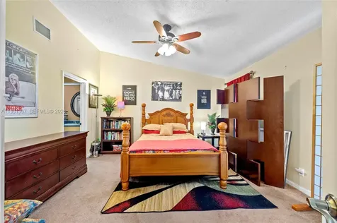 8220 Waterford Lane Tamarac FL 33321