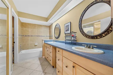 8220 Waterford Lane Tamarac FL 33321