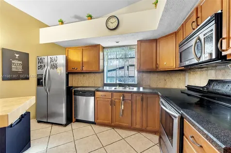 8220 Waterford Lane Tamarac FL 33321