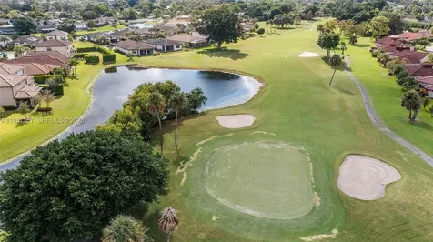 8220 Waterford Lane Tamarac FL 33321
